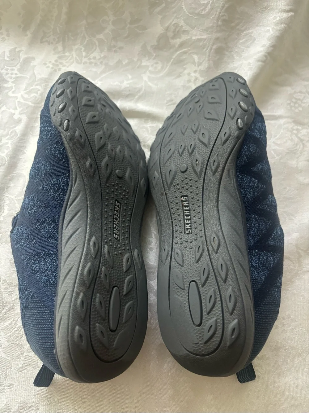 Skechers  Navy Relaxed Fit Breathe Easy Sere-Knity Shoes, Size 9